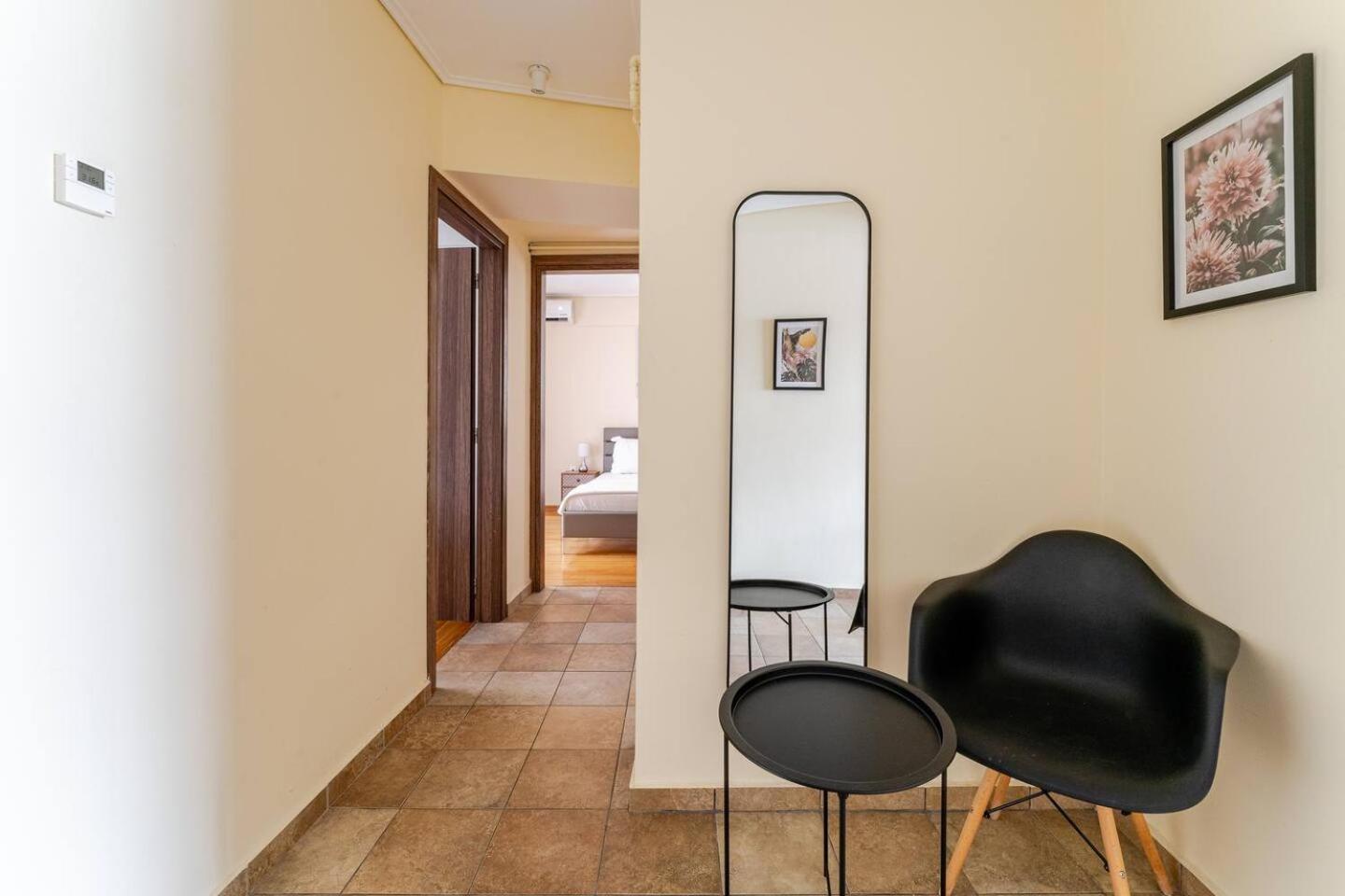 Lux & Style 75Sqm With Private Parking In Athens Appartement Buitenkant foto