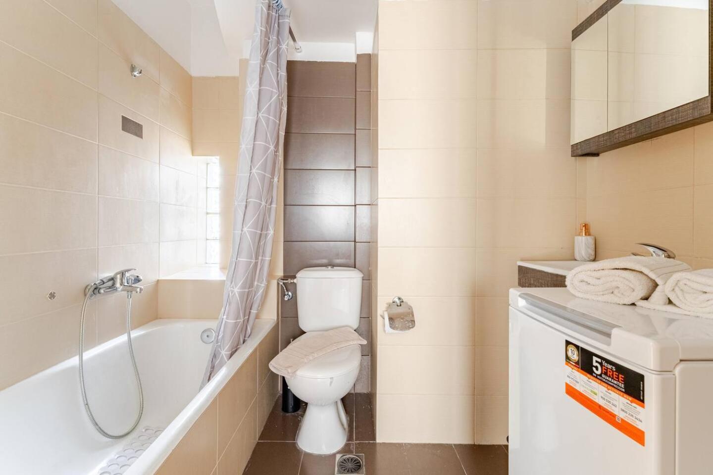 Lux & Style 75Sqm With Private Parking In Athens Appartement Buitenkant foto
