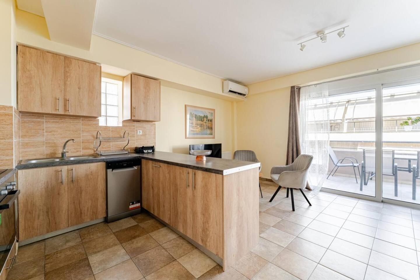 Lux & Style 75Sqm With Private Parking In Athens Appartement Buitenkant foto